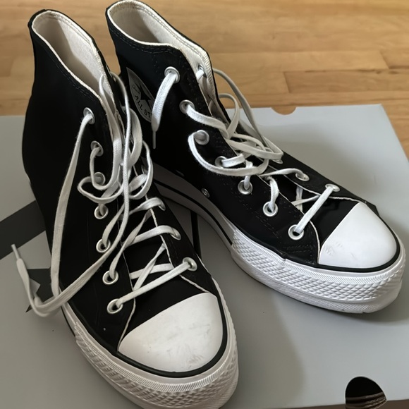 Converse Hi Top Platform Sneakers Shoes - Picture 2 of 3